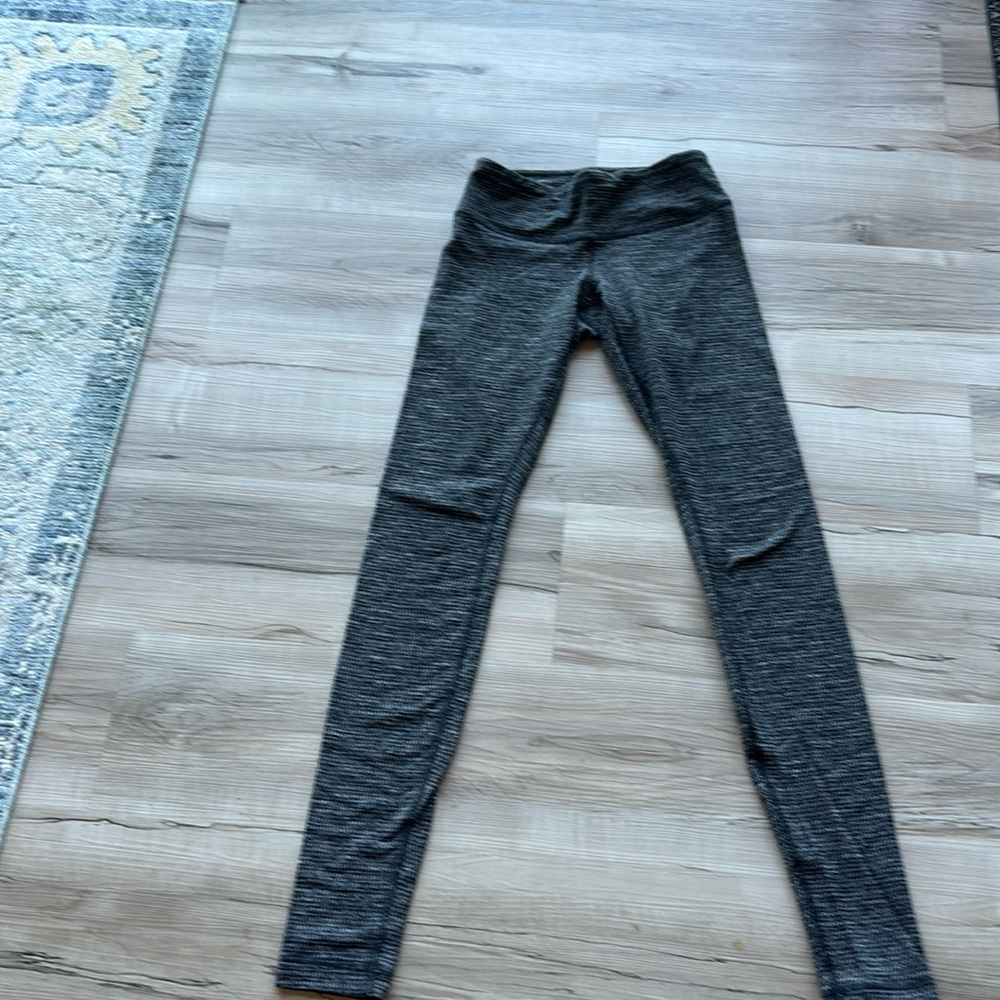 Women’s Lululemon herringbone leggings